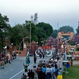 Half-Day Tour to Wagah-Attari Border – India-Pakistan Border Closing Ceremony Spectacle